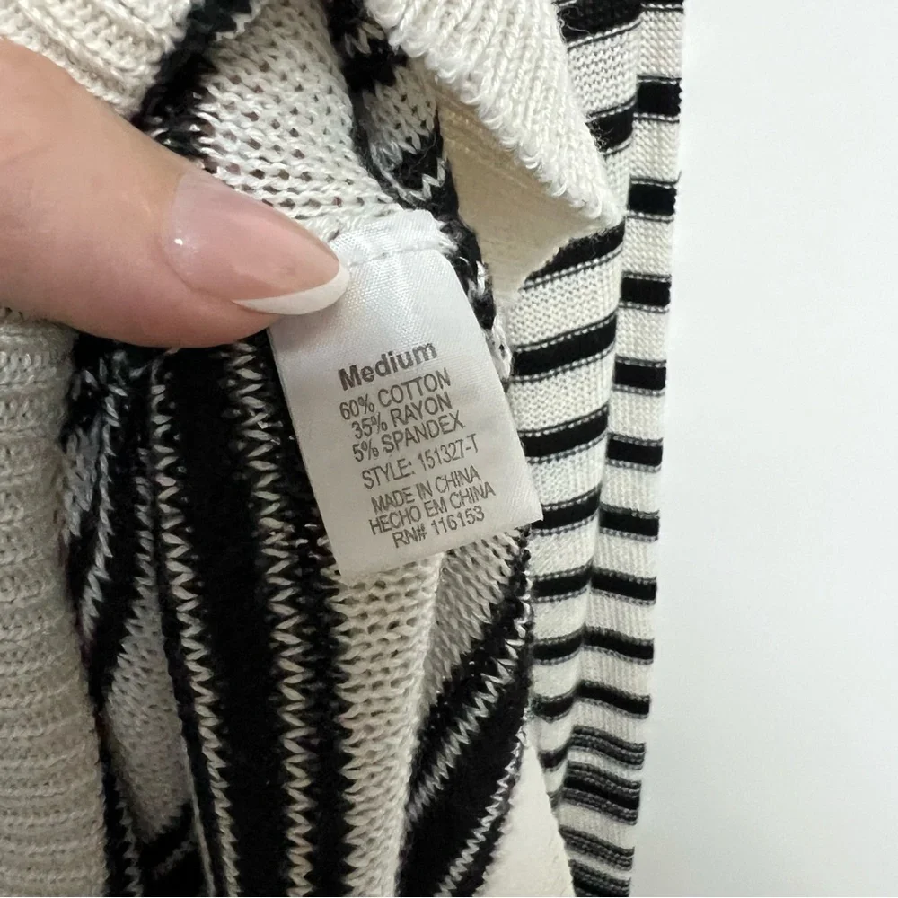 Boutique Cotton Black White Striped Sweater Shark Bite Hem Lagenlook Boho Medium - Picture 8 of 8